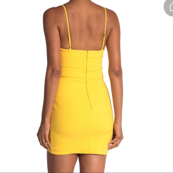 Ruched Yellow Likely charla mini dress in size 4, bodycon fit, true to size - Picture 5 of 6